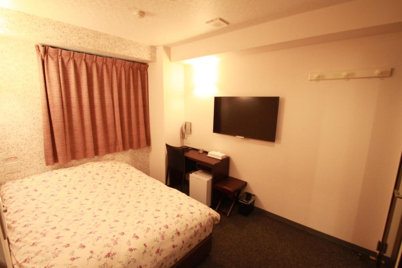 Toyama Town Hotel Extérieur photo